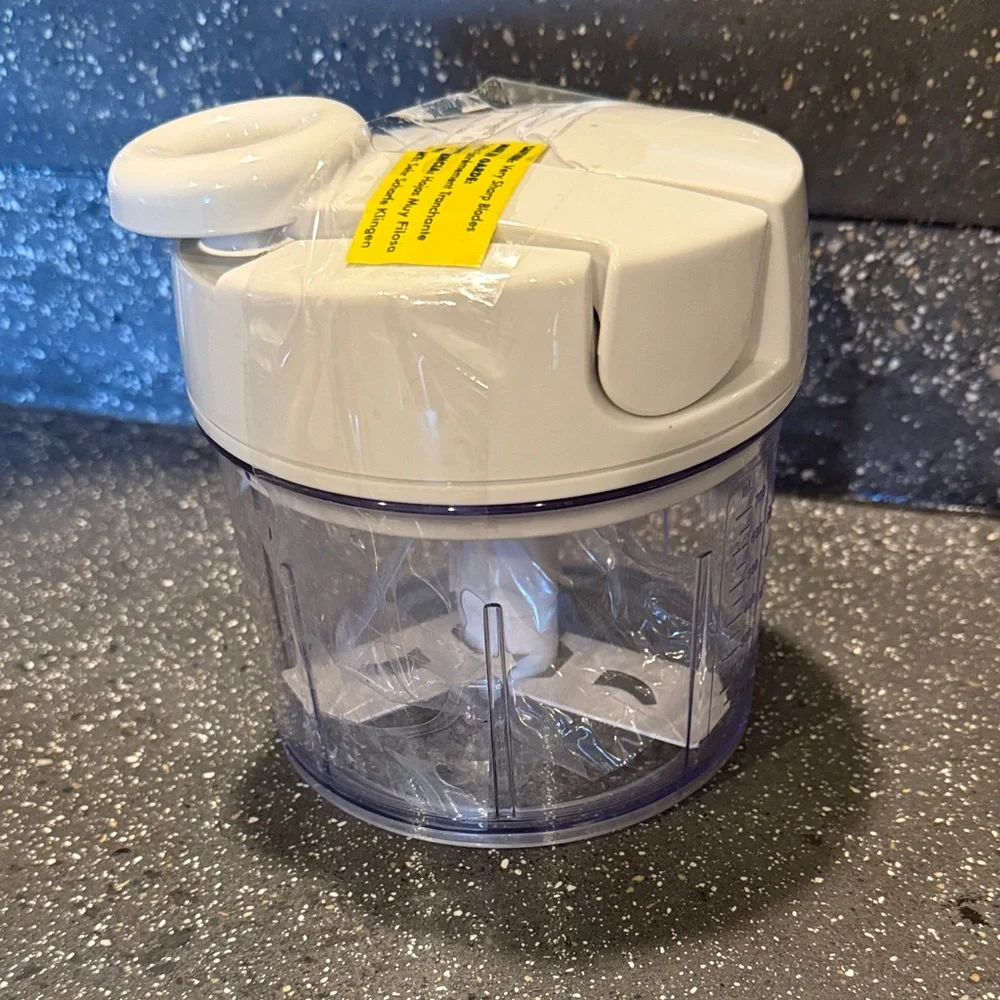 Pampered Chef Manual Food Chopper - Picture 1 of 4